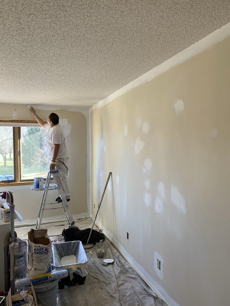 house wall painting in Jumeirah Lake Towers